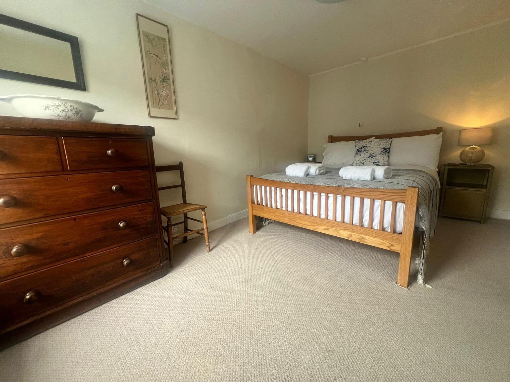 Nant Meigan, Georgian Townhouse In Centre Of Aberaeron, Dog Friendly Exteriör bild