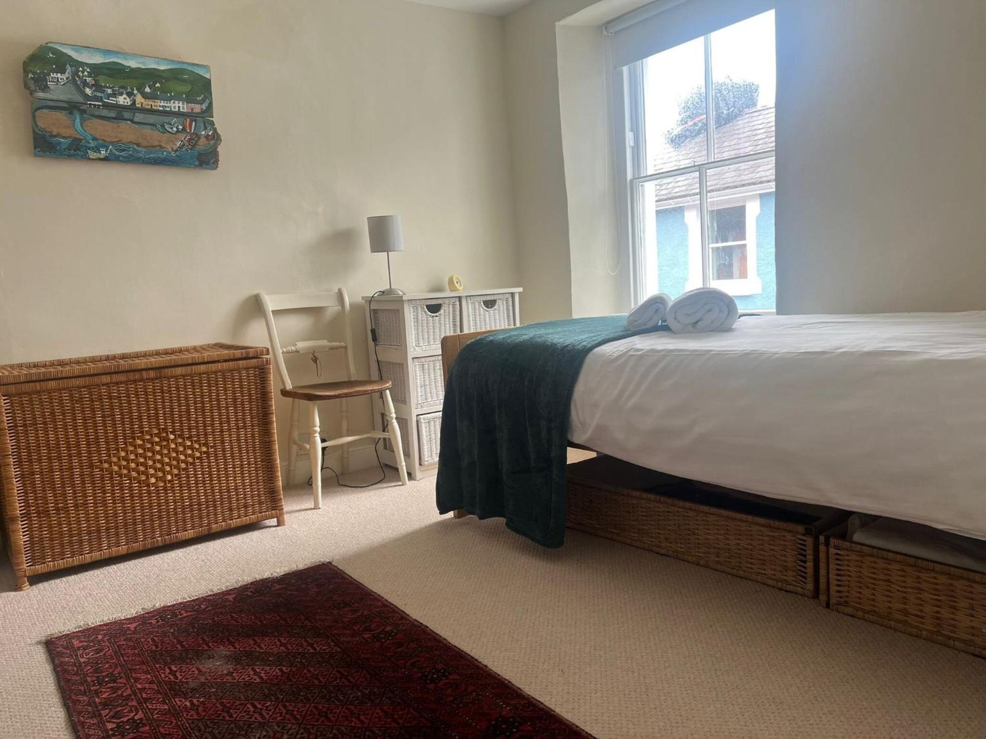 Nant Meigan, Georgian Townhouse In Centre Of Aberaeron, Dog Friendly Exteriör bild